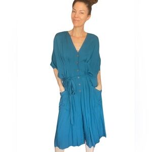 BNWT Tysa jumpsuit with coconut buttons, size 0/1